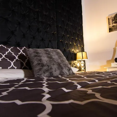 La Corte Della Regina 팜스테이 *